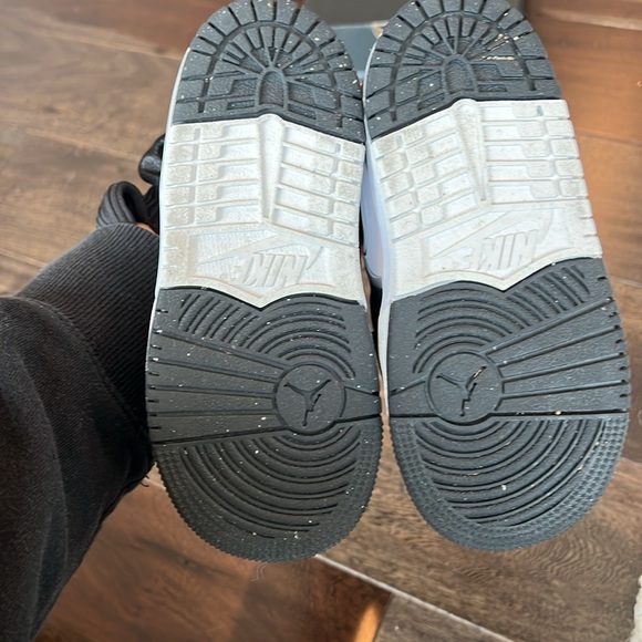 Jordan 1 MID RM Easyon - Picture 6 of 8